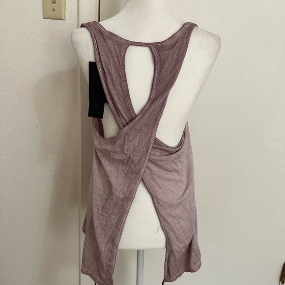 Mono B open back overlay flowy muscle tank - Picture 4 of 8